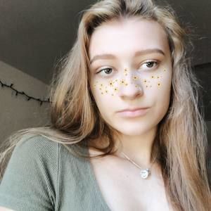 Meet your Posher, Raina